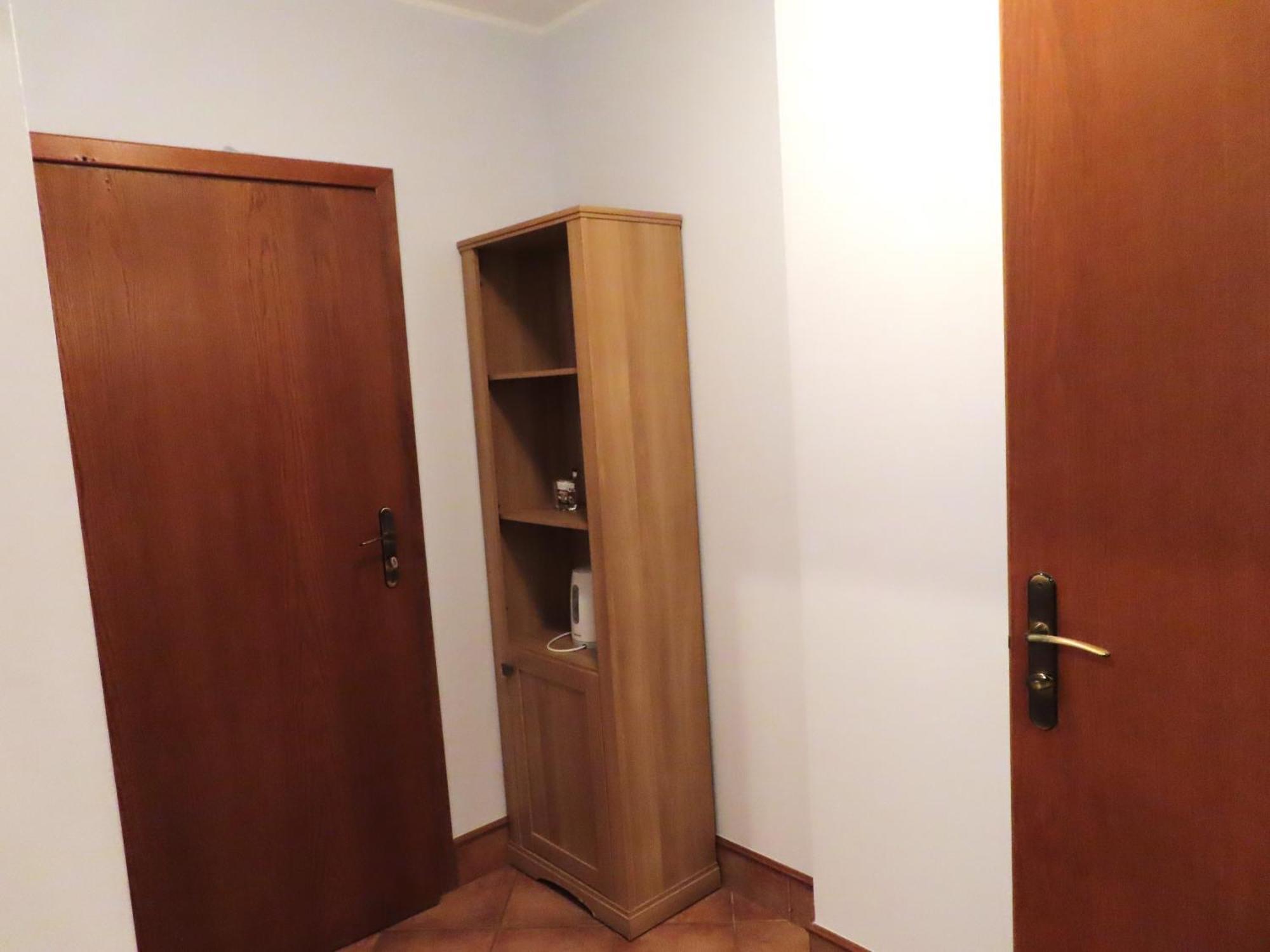 Готель Dobry Zakatek Dom Rekolekcyjny Констанцін-Єзьорна Екстер'єр фото